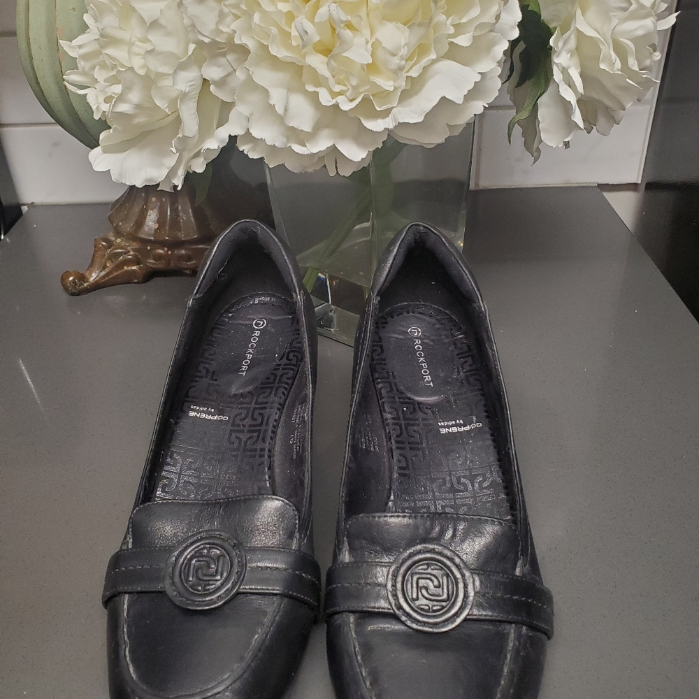 Black Rockport shoes